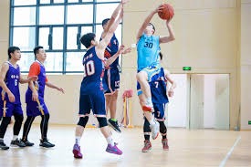 队报：雷恩19岁中卫布德拉勒飞速崛起，多支豪门长期关注他