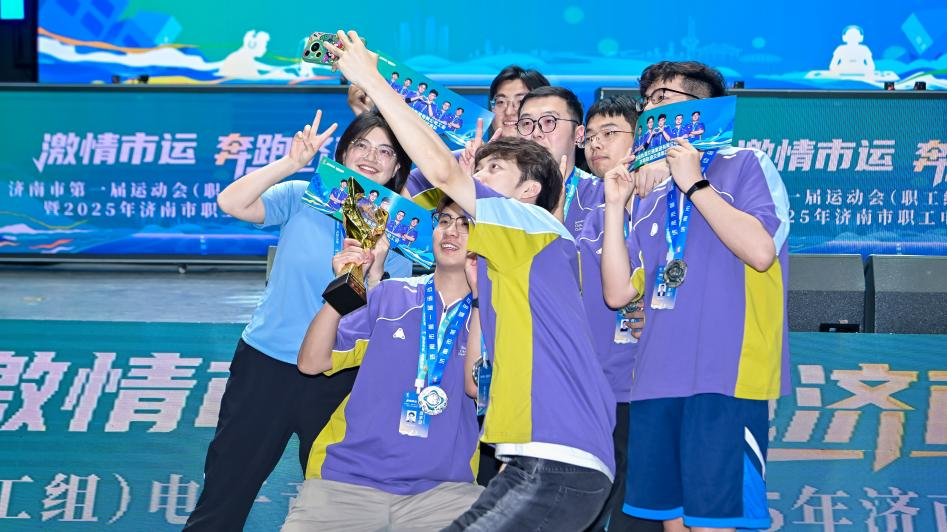 利拉德不忘 利拉德不忘