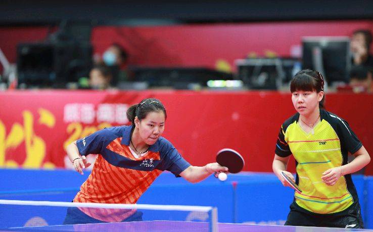 BA中的金 BA中的金